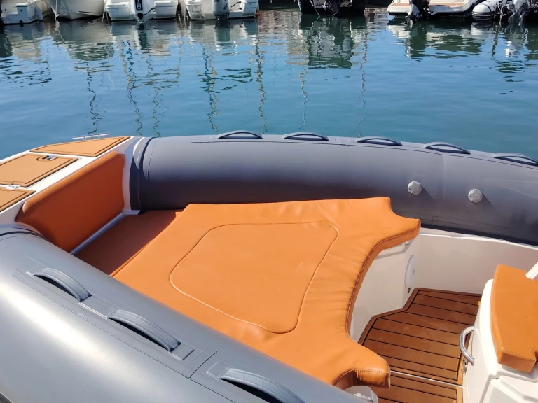 Schlauchboot mieten in Frankreich - Tiger 750 TL