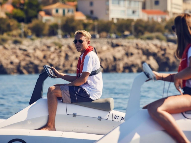 Jetski mit oder ohne Skipper overboat mieten in Mandelieu-la-Napoule