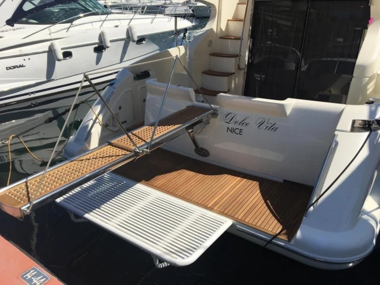 Motorboot mieten in Mandelieu-la-Napoule - Azimut Azimut 43 Fly