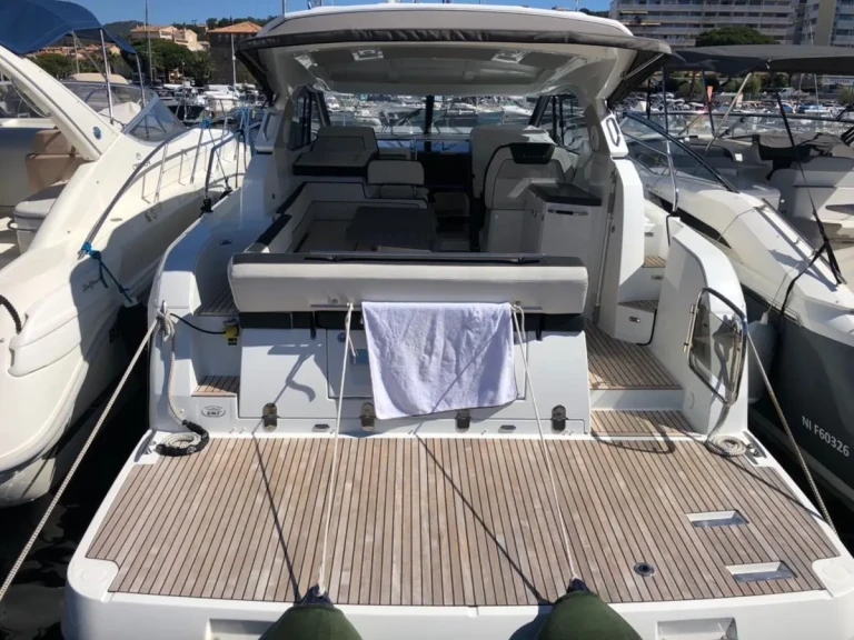 Boot mieten Sainte-Maxime günstig Leader 36