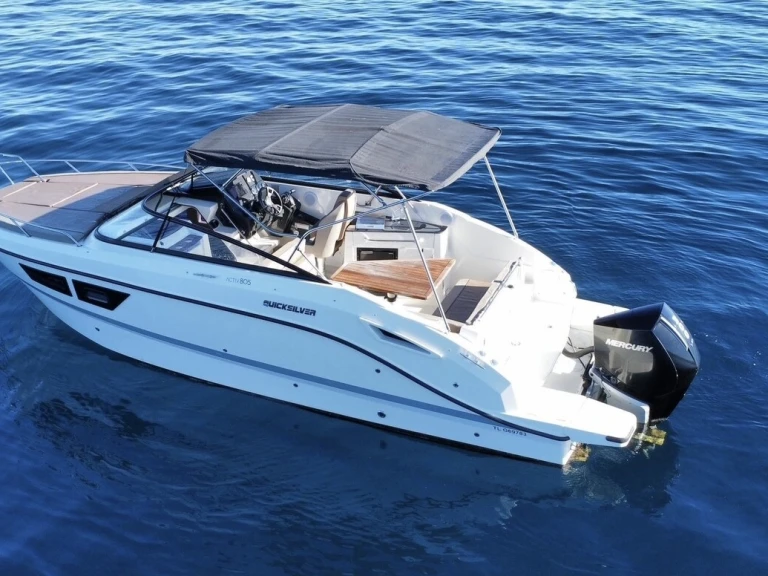 Boot mieten La Rochelle günstig Activ 805 Cruiser