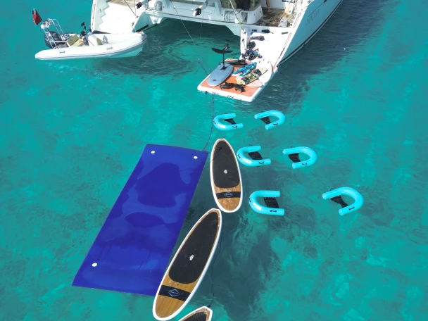 Boot mieten Staniel Cay günstig Leopard 47