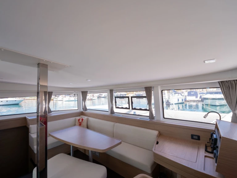 YachtCharter in Gżira - Lagoon Lagoon 42 auf SamBoat