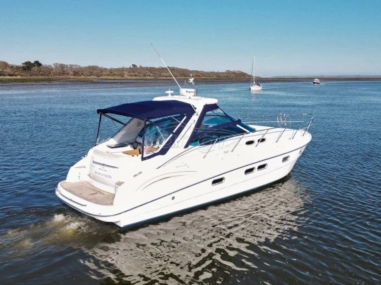 Sealine Sealine S38 mieten Rhodos