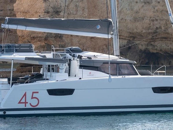 YachtCharter in Bas du Fort - Fountaine Pajot Elba 45 auf SamBoat