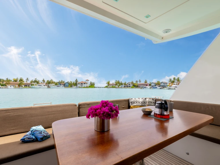 Ein  Overblue 54 mieten in Malé