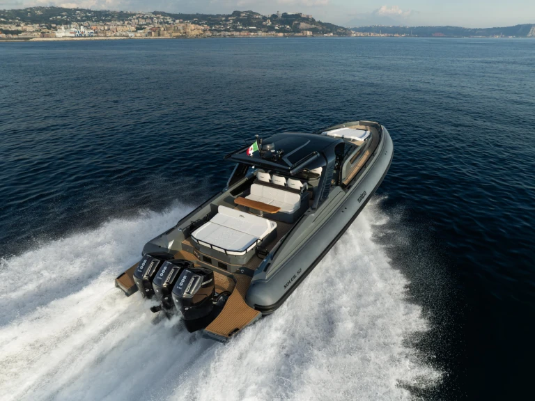 Motorboot mieten in Poltu Quatu zum besten Preis