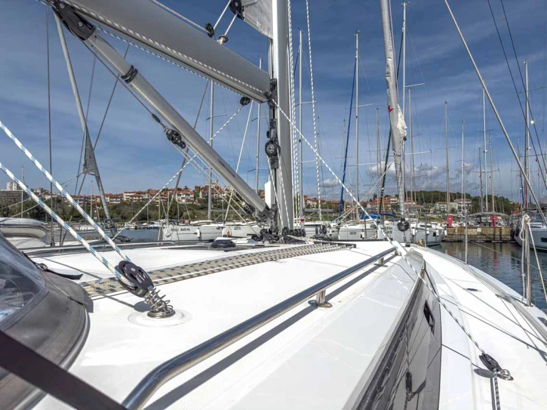 Bavaria Bavaria C42 mieten Trogir