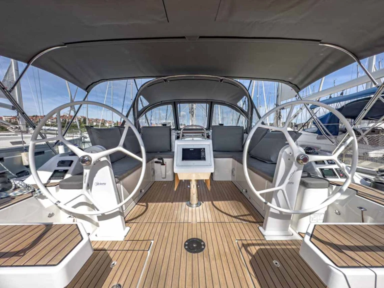 Ein Bavaria Bavaria C42 mieten in Trogir