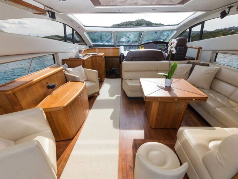 Sunseeker Predator 72 mieten Golfe-Juan