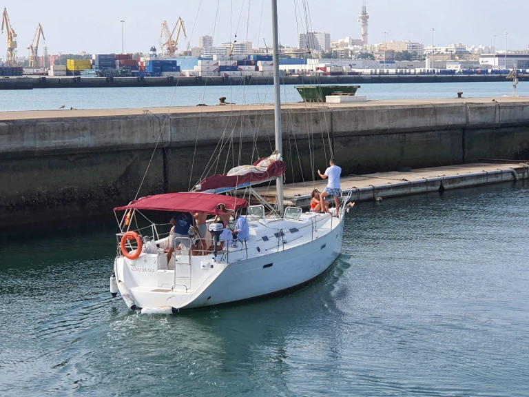YachtCharter in Cádiz - Bénéteau Oceanis 393 Clipper auf SamBoat