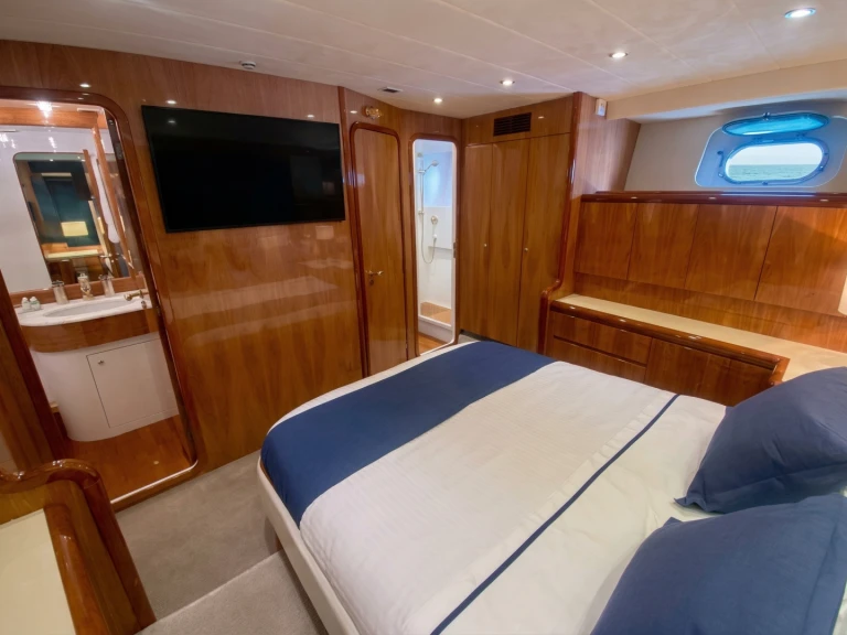Yacht mieten in Cannes zum besten Preis