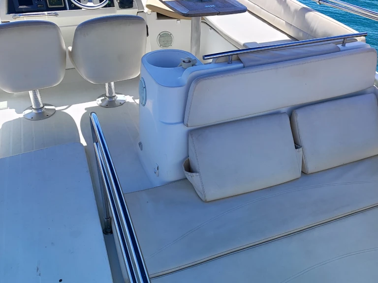 Motorboot mit oder ohne Skipper Bénéteau mieten in Tivat