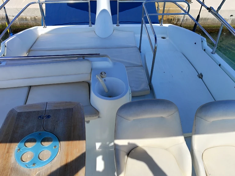 Vermietung Motorboot Bénéteau mit Führerschein