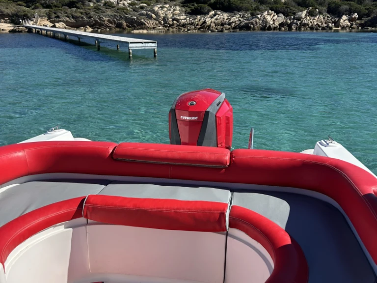Revenger Revenger 25.5 mieten La Maddalena