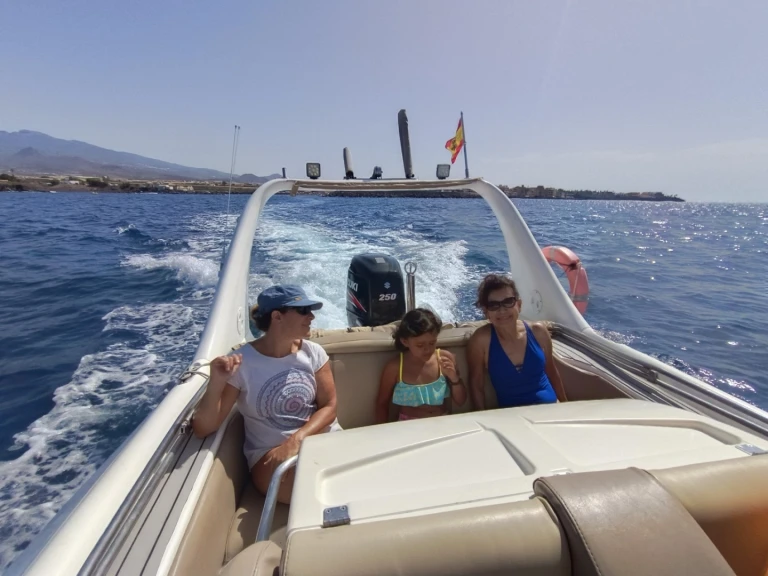 Schlauchboot mit oder ohne Skipper Zodiac mieten in Santa Cruz de Tenerife