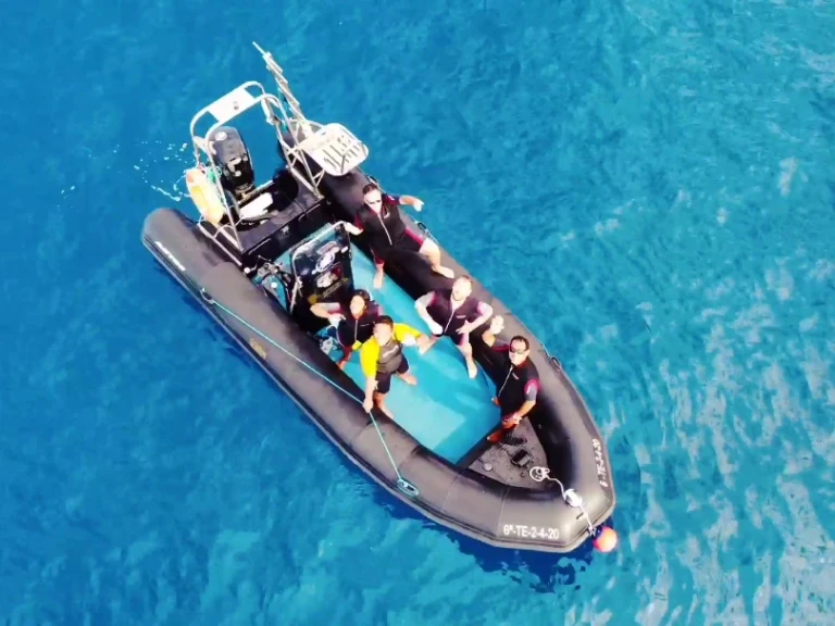 Bootsverleih Zodiac Explorer 640 Las Galletas Samboat