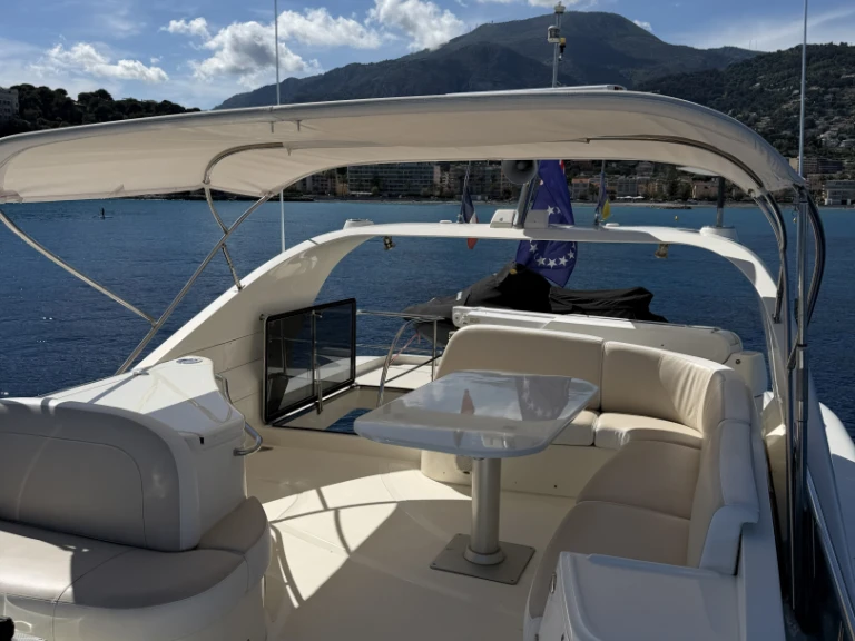 YachtCharter in Marina Baie des Anges, France - vz 68 auf SamBoat