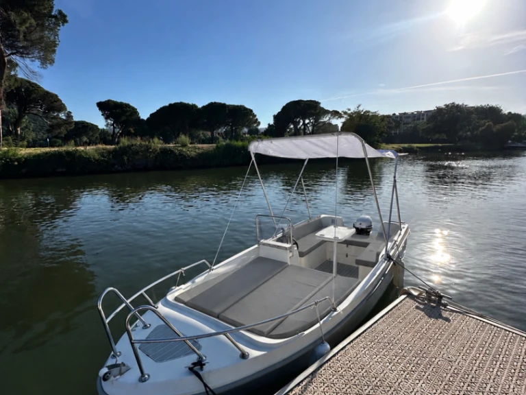 Bootsverleih Selva Selva T 4.8 Mandelieu-la-Napoule Samboat
