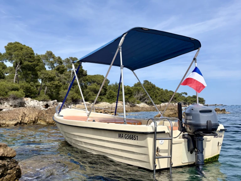 Motorboot mieten in Mandelieu-la-Napoule zum besten Preis