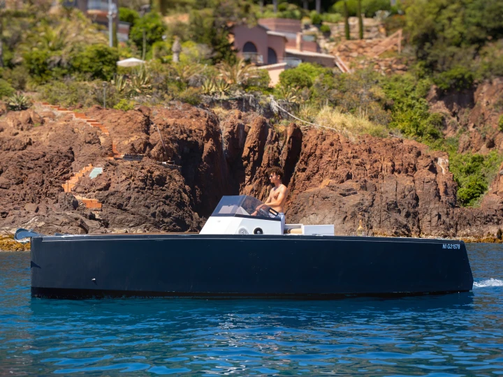 Motorboot mit oder ohne Skipper Smartboat mieten in Cannes