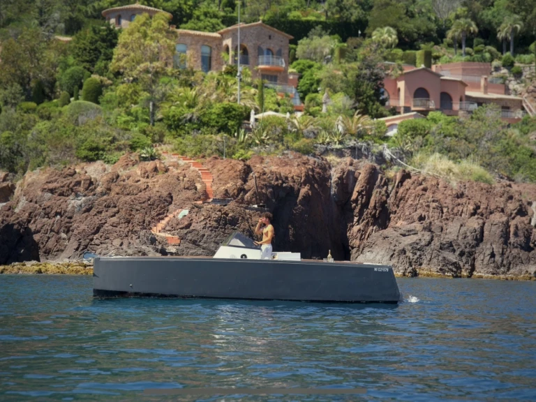 Vermietung Motorboot Smartboat mit Führerschein