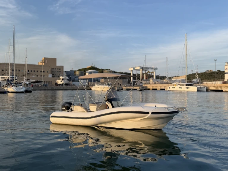 Bootsverleih Zodiac NZ= 600 Marina deportiva de Menorca Samboat