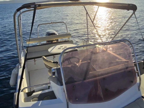 Motorboot mieten in Saint-Raphaël - Bénéteau Flyer 6