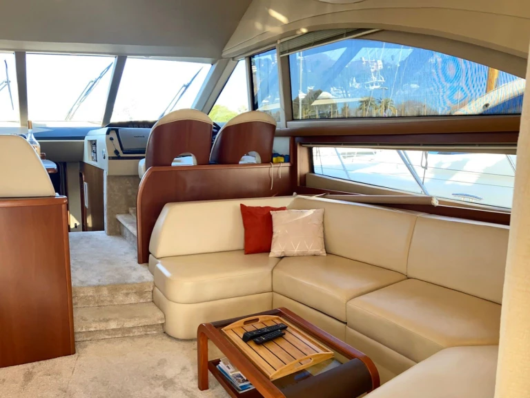 YachtCharter in Golfe-Juan - Princess Princess 54 auf SamBoat
