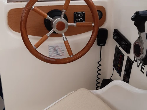 Boot mieten Frankreich günstig Merry Fisher 650