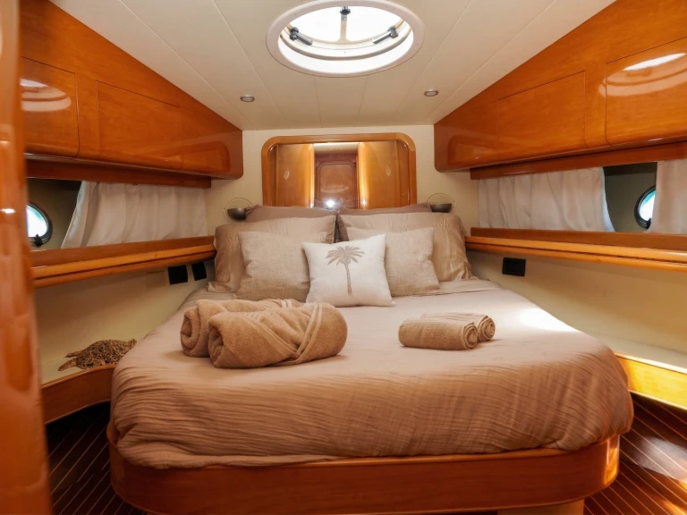 YachtCharter in Golfe-Juan - Raffaelli 52 auf SamBoat