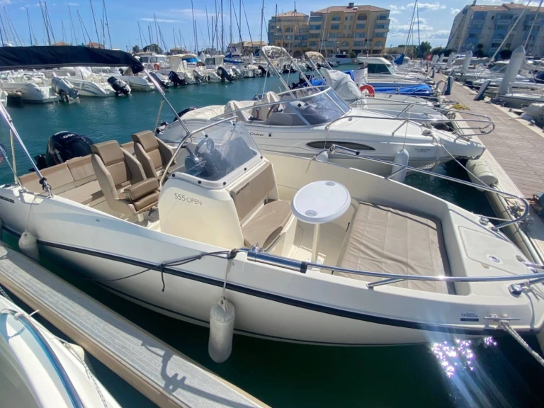 Ein Marsea Marsea CM 100 mieten in Marseille