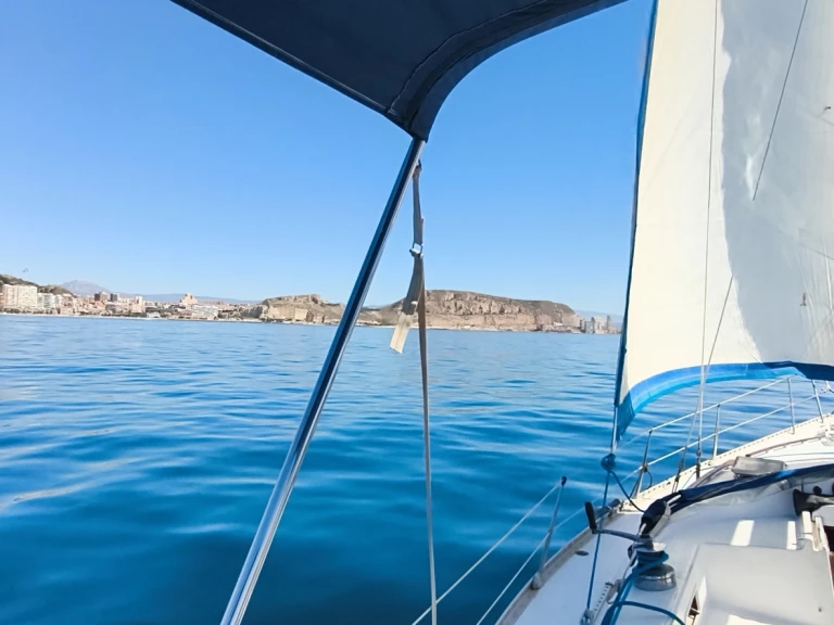 Vermietung Segelboot Nao glass mit Führerschein