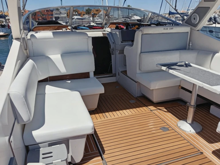 Vermietung Motorboot Jeanneau mit Führerschein