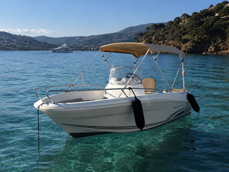 Motorboot mieten in Mandelieu-la-Napoule zum besten Preis