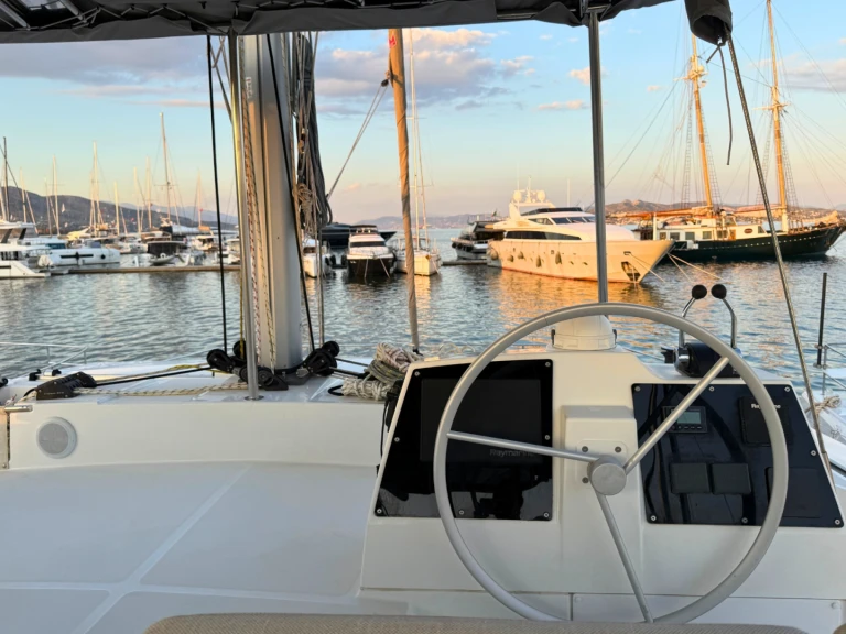 Katamaran mit oder ohne Skipper Bali mieten in Néa Péramos