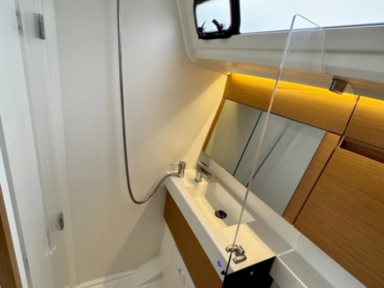 Jeanneau Sun Odyssey 410 mieten Vathy