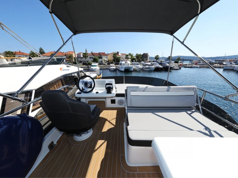 Bootsverleih Jeanneau Merry Fisher 1095 Fly Serie2 Biograd na Moru Samboat