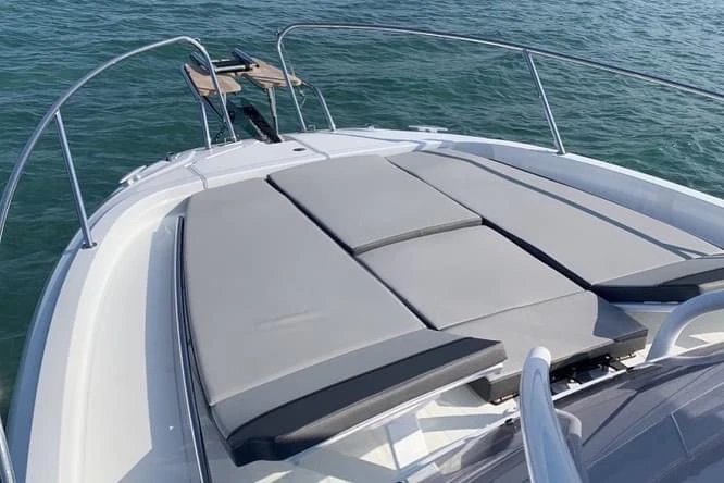 Boot mieten Sant Antoni de Portmany günstig Cap Camarat 9.0 WA