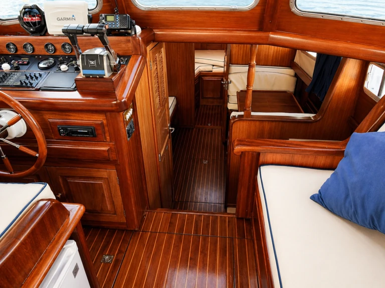 Motorboot mieten in Mahón zum besten Preis