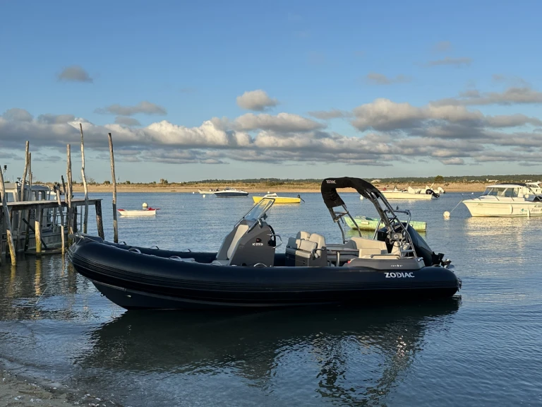 Zodiac Medline 6.8 mieten Arcachon