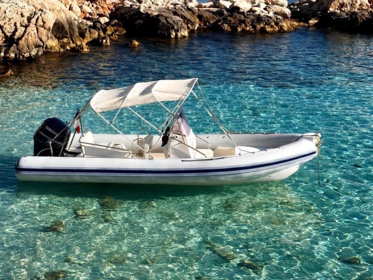 Joker Boat Clubman 23 mieten La Ciotat