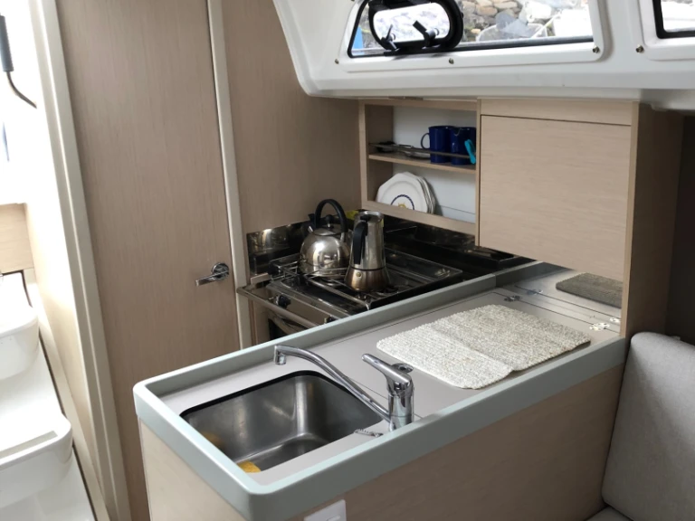 Boot mieten Port de Trébeurden günstig Oceanis 30.1