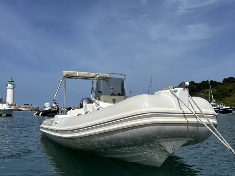 Schlauchboot mieten in Sauzon - Capelli Tempest 570