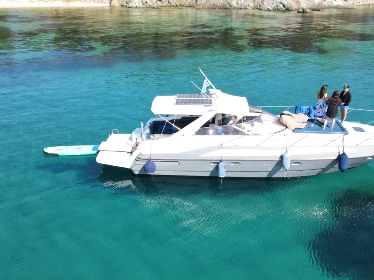 Motorboot mieten in Pefkochóri zum besten Preis