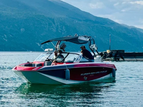 Motorboot mieten in Aix-les-Bains - Nautique Correct Craft g21