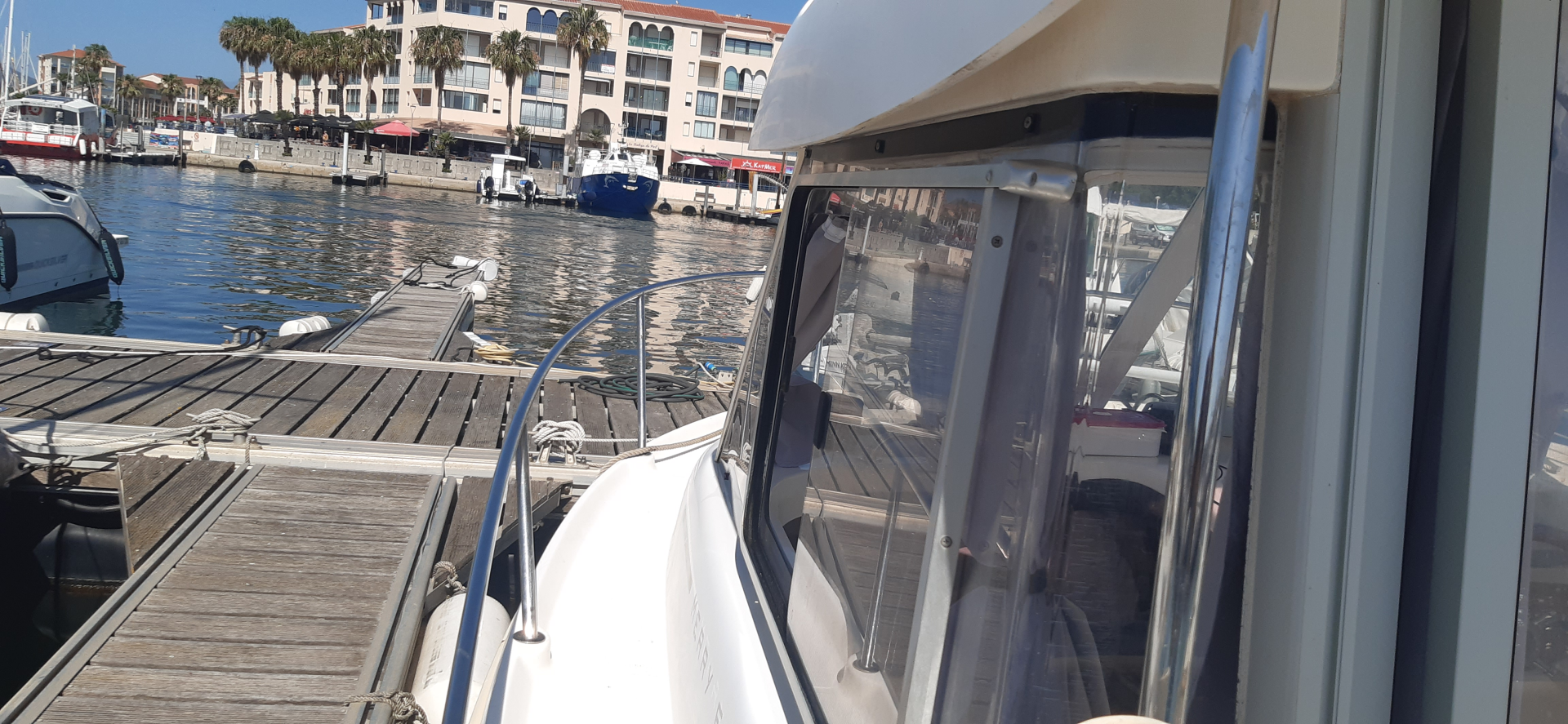 Ein Jeanneau Merry Fisher 650 mieten in Frankreich