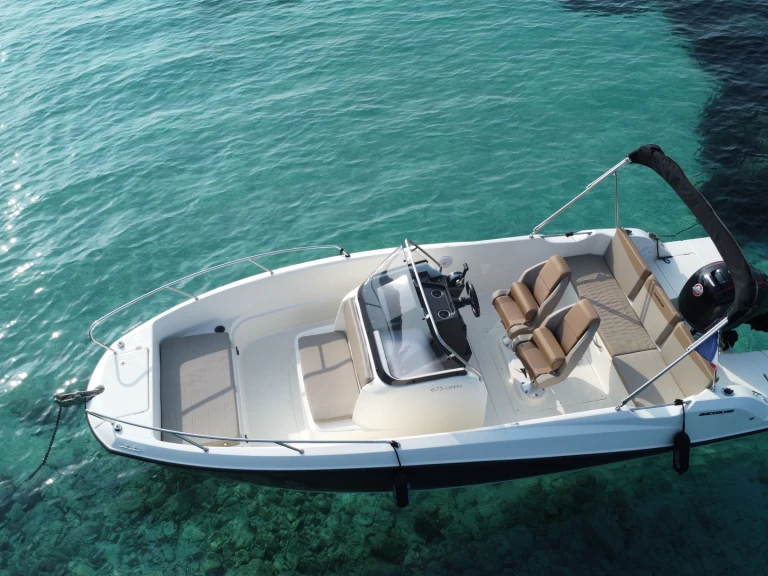 Motorboot mit oder ohne Skipper Quicksilver mieten in Mandelieu-la-Napoule