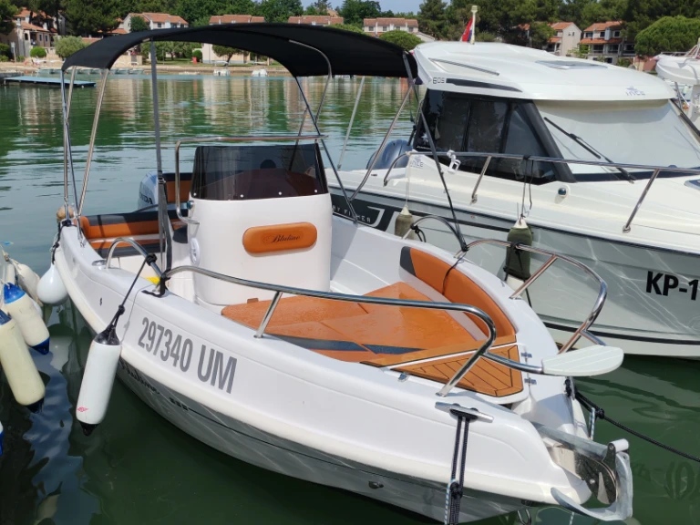 Bootsverleih Bluline Bluline 19 Ft Open Umag Samboat