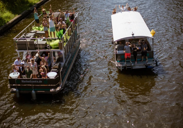 Ein Playcraft Excursion mieten in Berlin